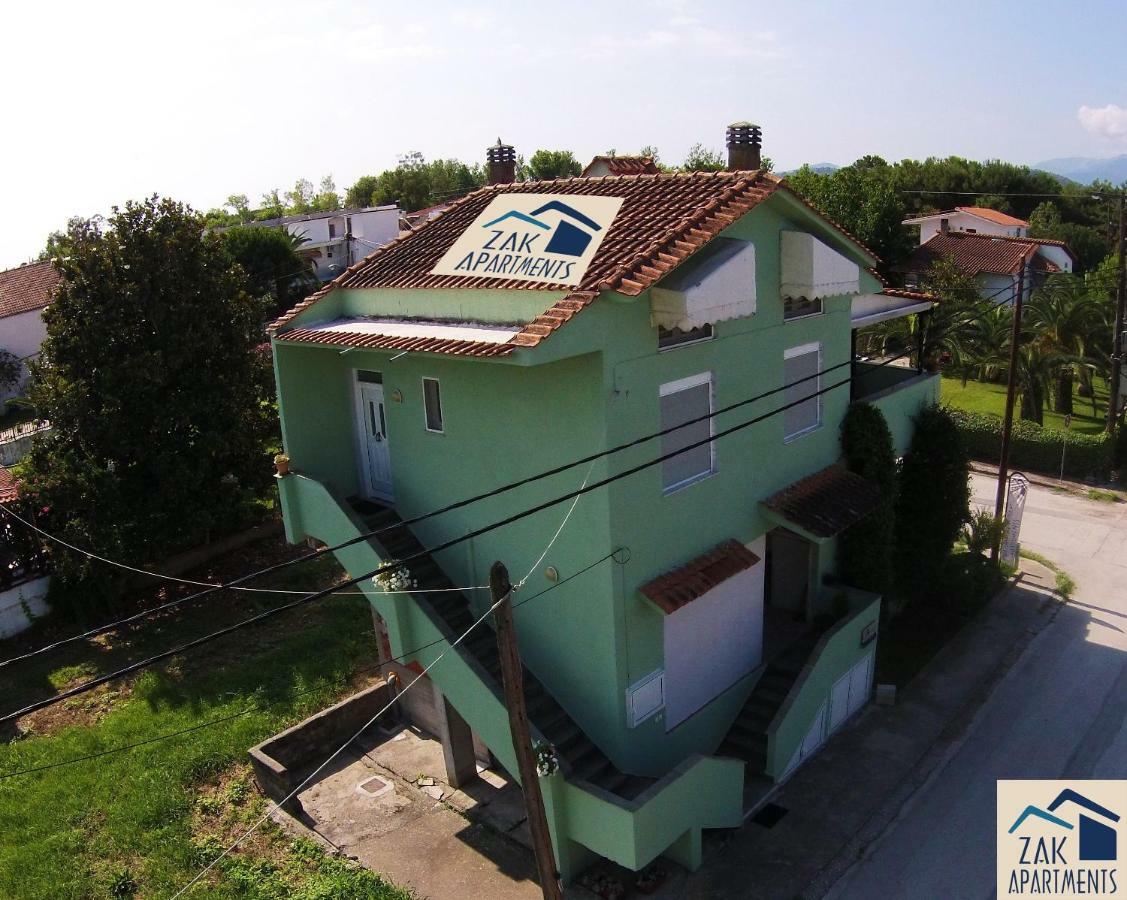קראמוטי Zak Apartments מראה חיצוני תמונה